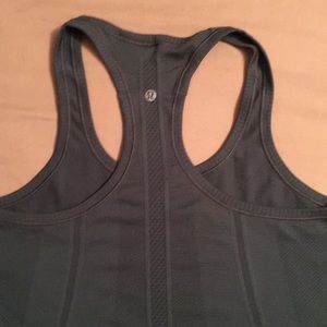 Lululemon swiftly tank